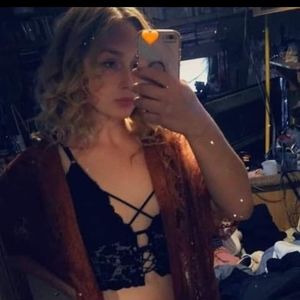 Meet your Posher, Lela